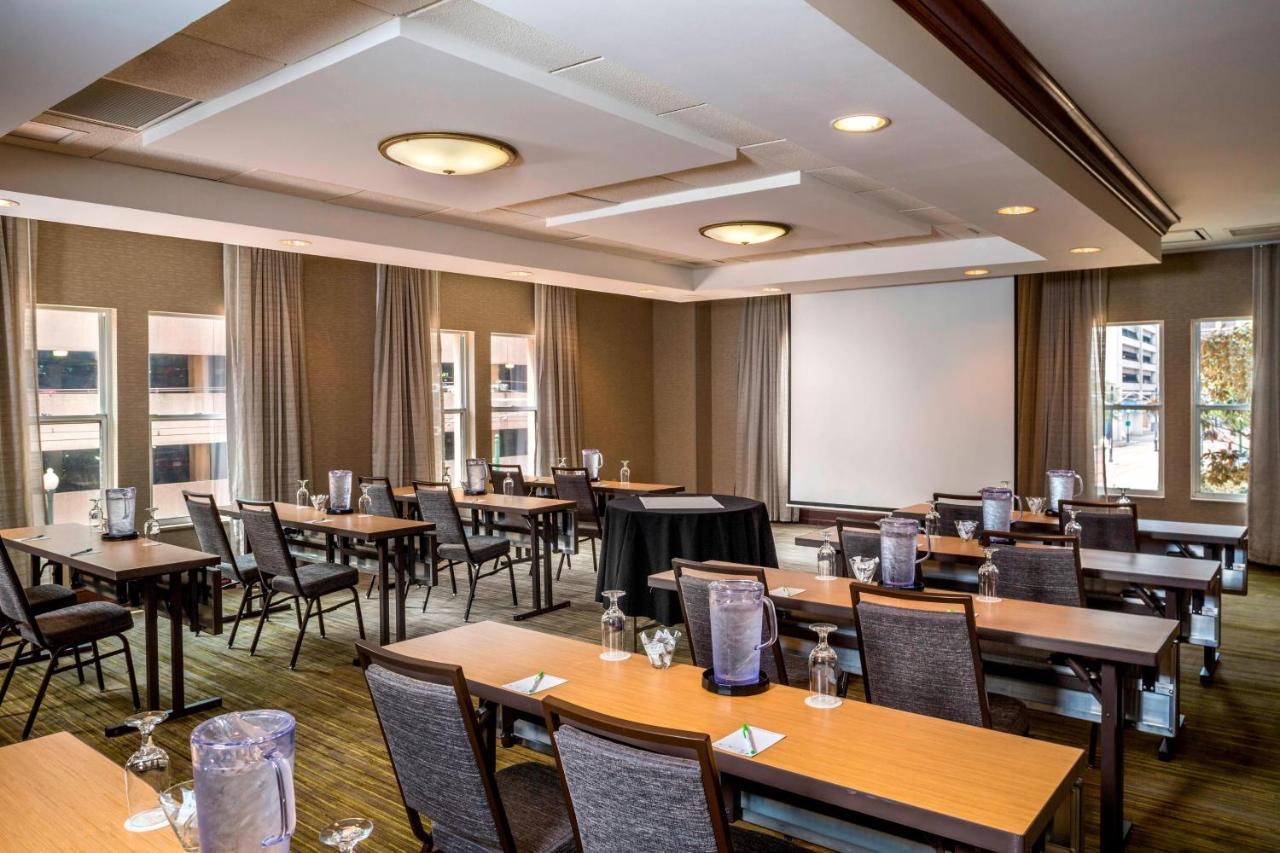 Courtyard By Marriott Norfolk Downtown Otel Dış mekan fotoğraf