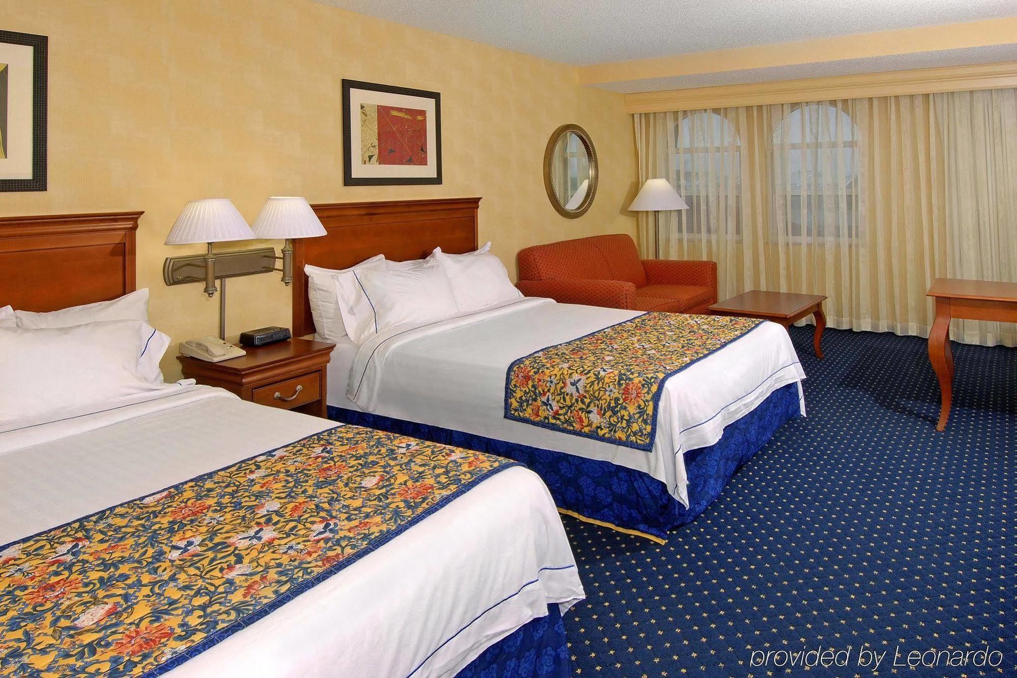 Courtyard By Marriott Norfolk Downtown Otel Dış mekan fotoğraf