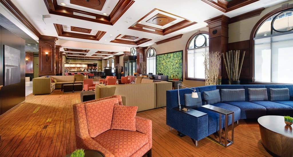 Courtyard By Marriott Norfolk Downtown Otel Dış mekan fotoğraf